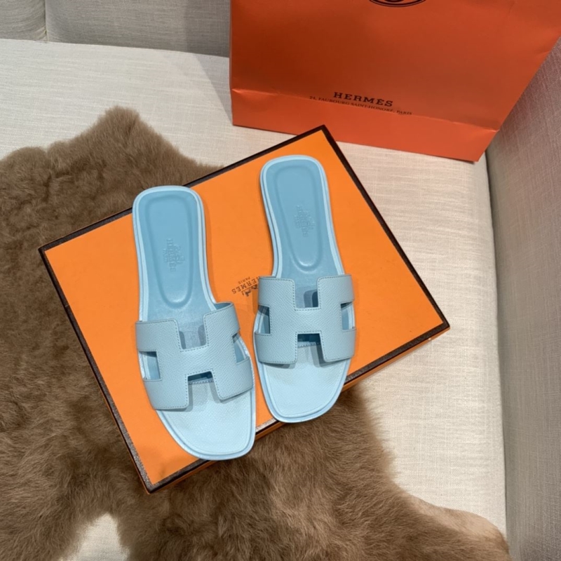 H**mes slippers